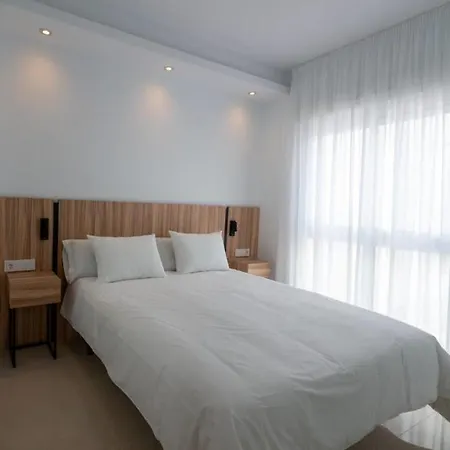 Encantador Apartamento Con Piscina Y Ac - Helgafell 127 * Ciudad Quesada